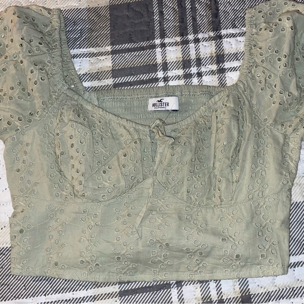 Hollister Women's Olive Eyelet Blouse